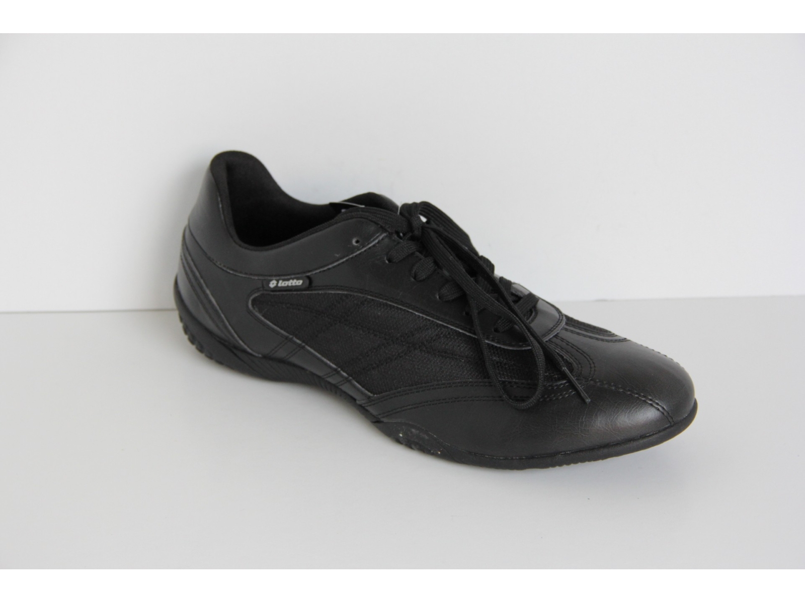 SCARPA SPORTIVA LOTTO - Lotto