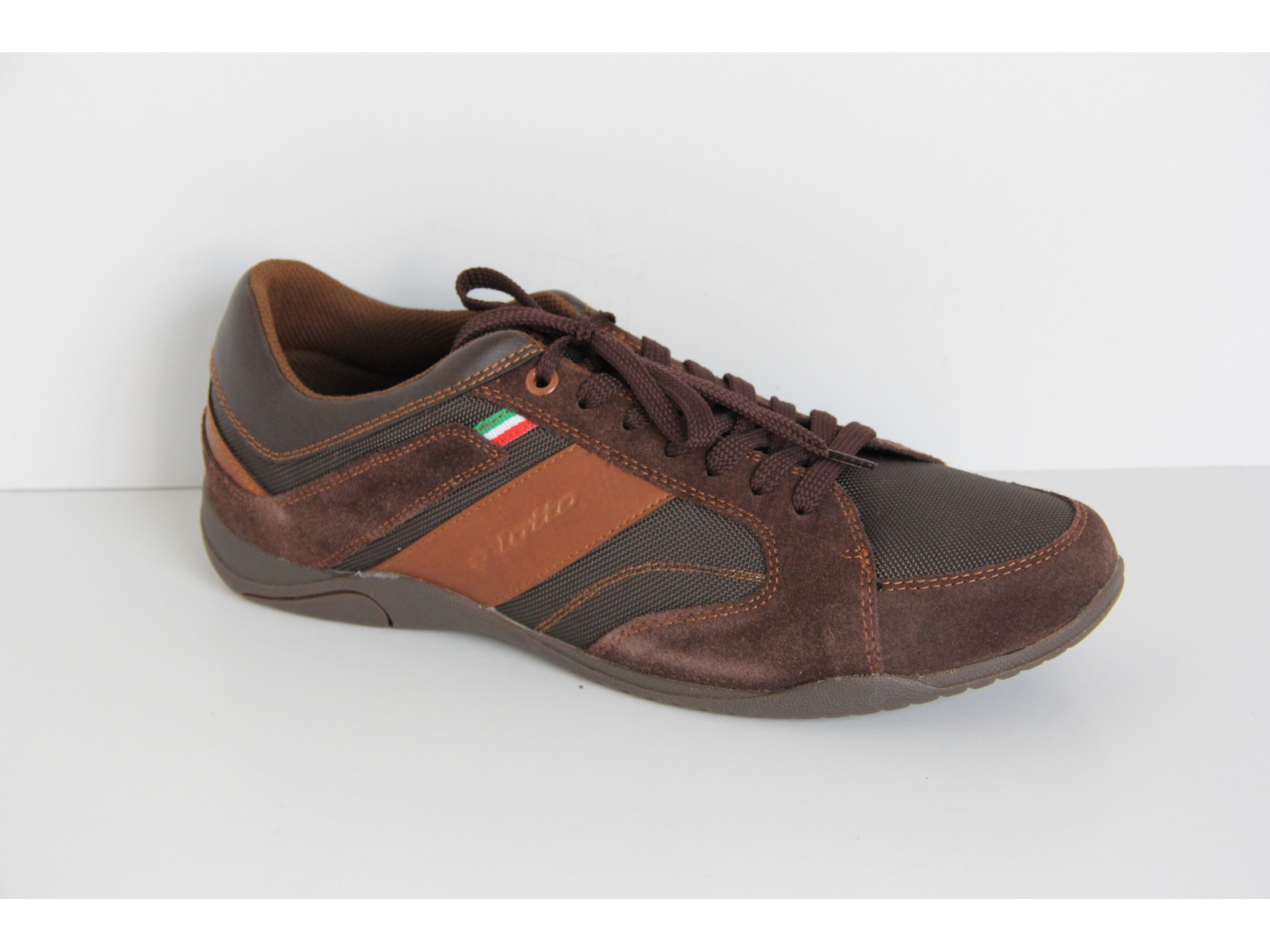 SCARPA SPORTIVA LOTTO - Lotto