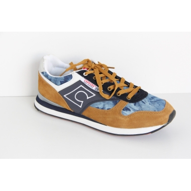SCARPA SPORTIVA CARRERA - Carrera