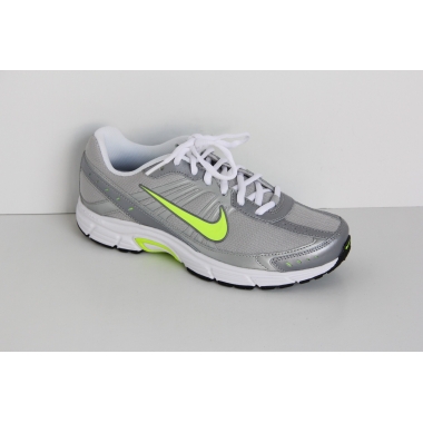 SCARPA GINNASTICA DART 8 - Nike