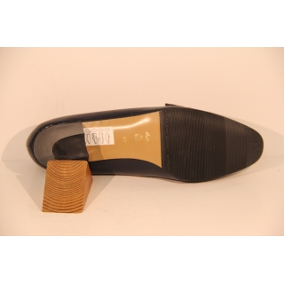 DECOLTÈ INTERNATIONAL SHOES - International Shoes